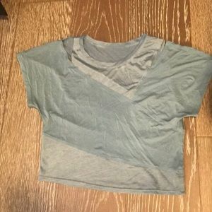 Lululemon Crop Top size 2! Never worn!